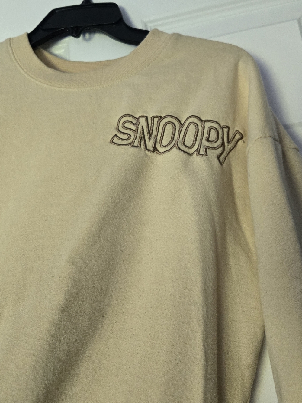Peanuts Beige Snoopy Graphic Crewneck Sweater - Picture 4 of 7